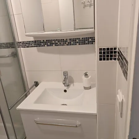 Studio Calme Dernier Etage Antibes Extérieur photo